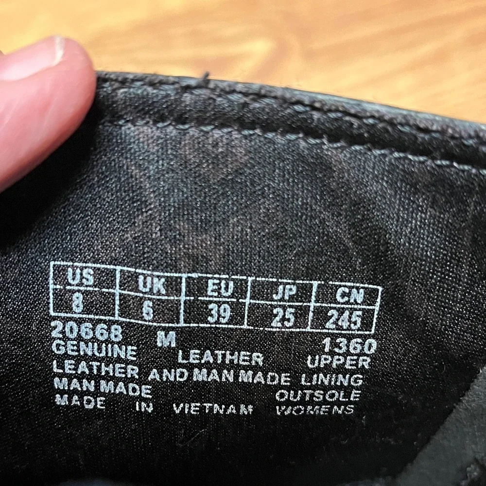 Timberland Black Leather Heeled Boots Size 8 - Picture 6 of 13